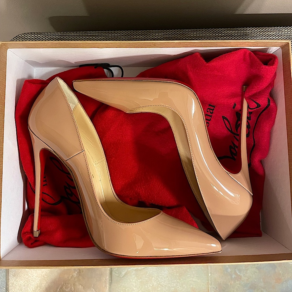 Christian Louboutin So Kate Pumps - Nude